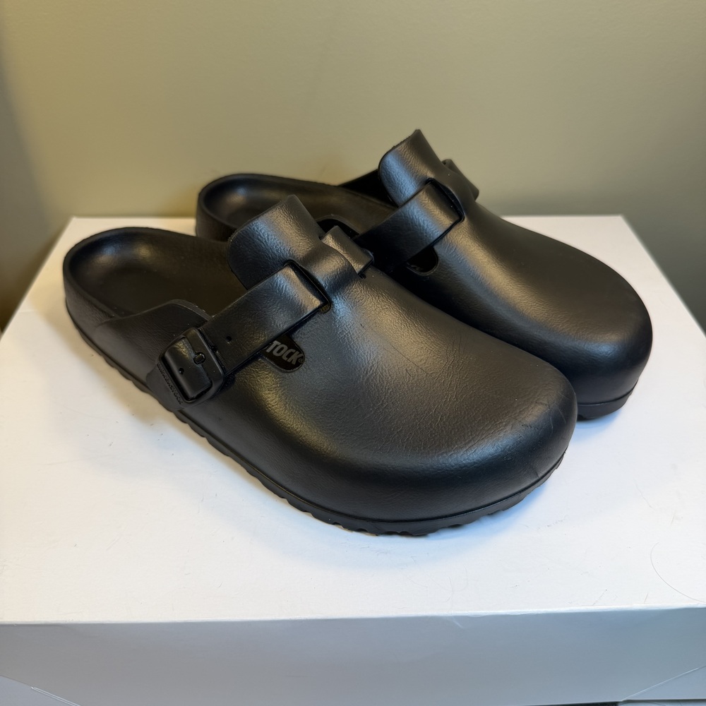Birkenstock Boston EVA Women's Clogs Black Size 8 Waterproof Lightweight Mules